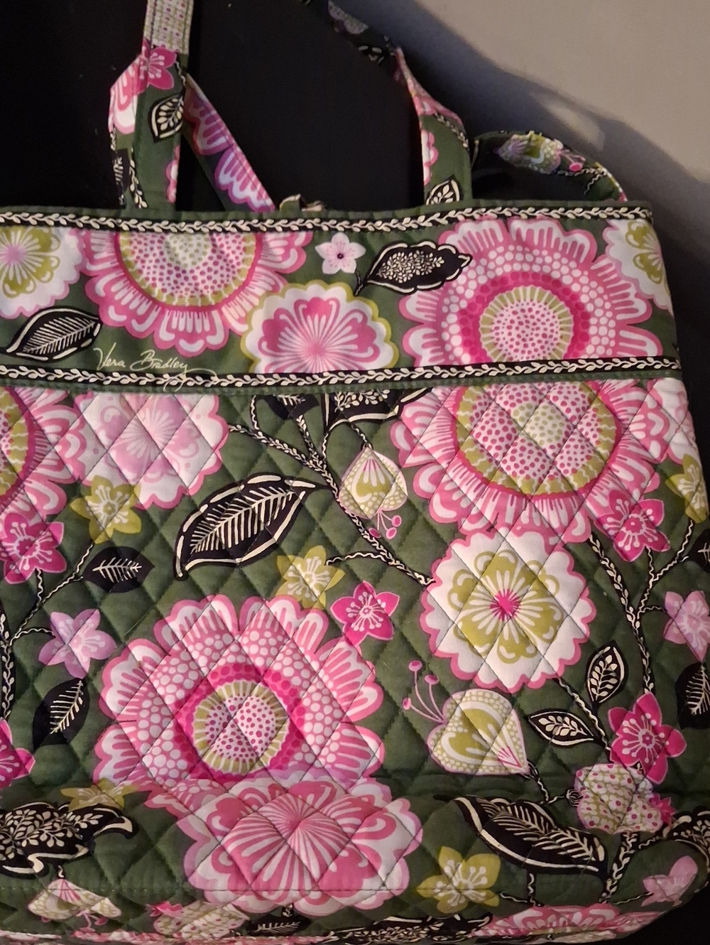 Vera Bradley Green & Pink Floral Quilted Tote Bag with Makeup Bag - Picture 9 of 9